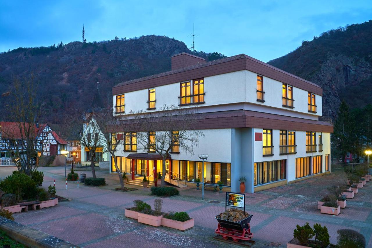Hotel Garni Am Goetheplatz Bad Münster am Stein-Ebernburg Exteriör bild