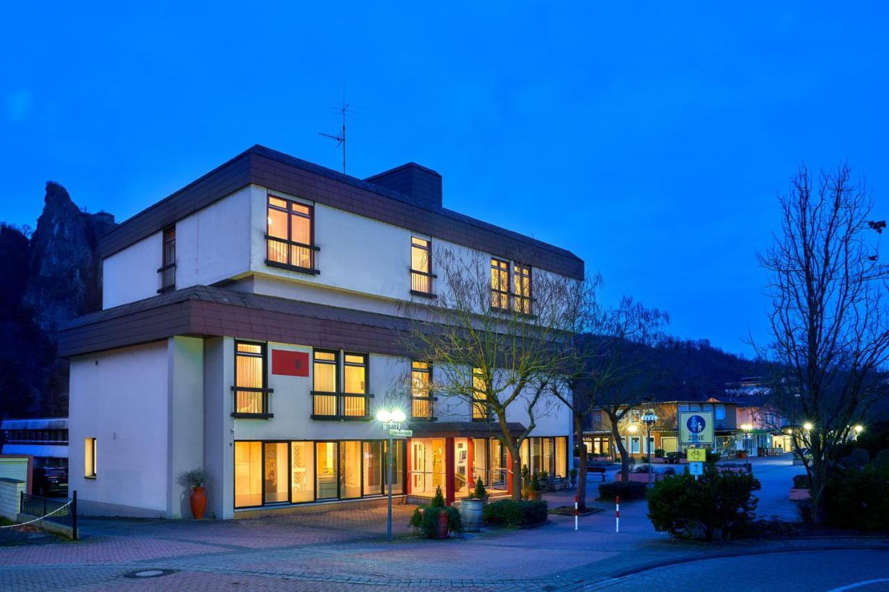 Hotel Garni Am Goetheplatz Bad Münster am Stein-Ebernburg Exteriör bild
